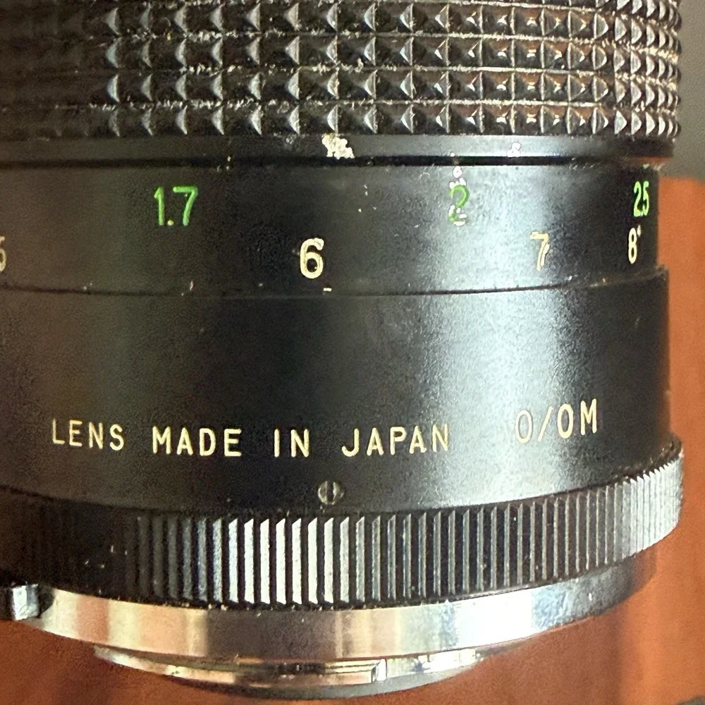 Vivitar 135mm f/2.8 Auto Telephoto Lens OM Mount Japan Manual Focus